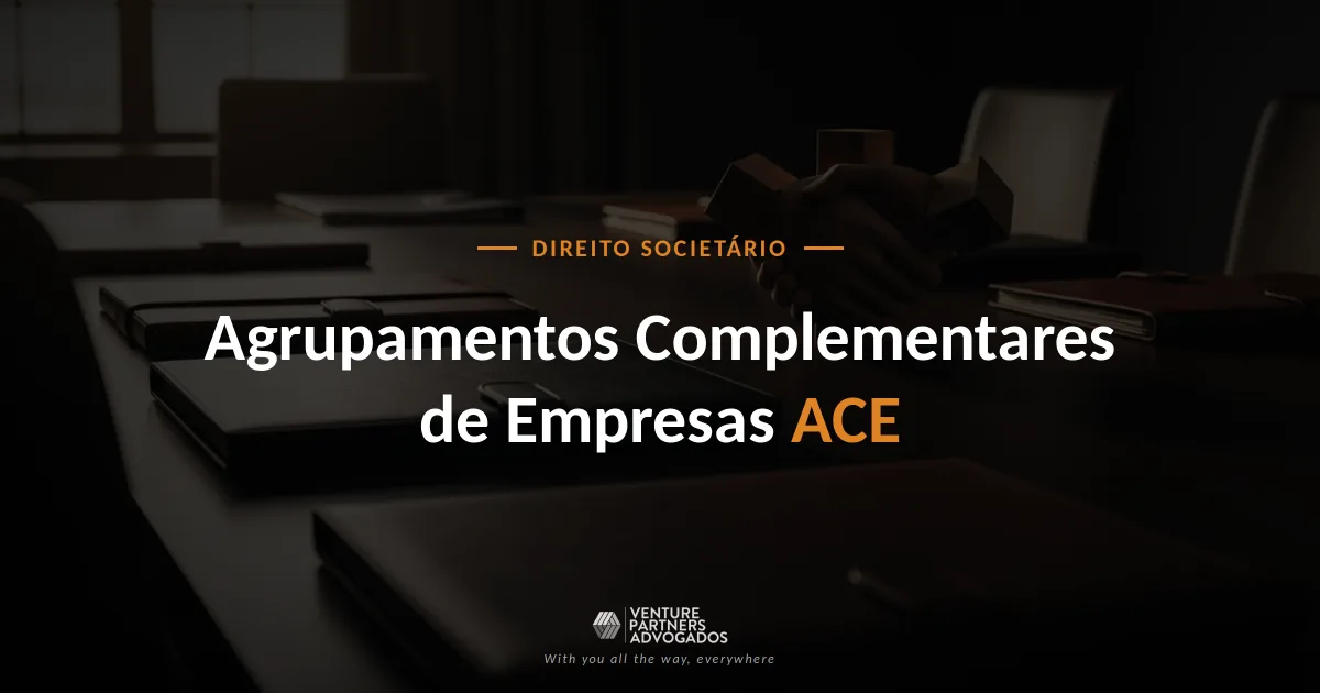 Aperto de mão entre representantes de empresas, ilustrando a cooperação através de um Agrupamento Complementar de Empresas (ACE)